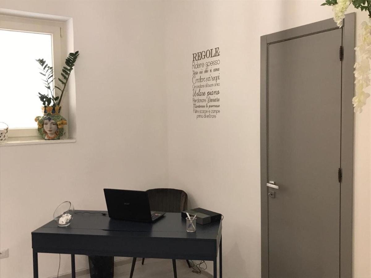 B&B Le Stanze Al Centro Agrigento Eksteriør billede